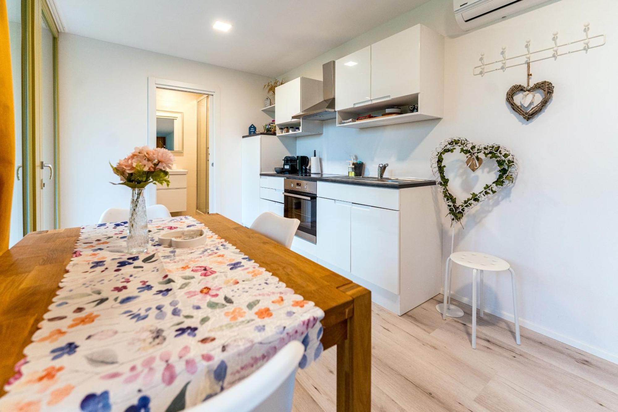 Holiday House Hona Lux Velike Lasce Extérieur photo
