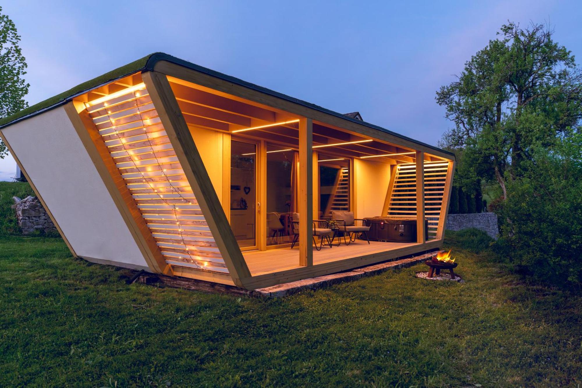 Holiday House Hona Lux Velike Lasce Extérieur photo