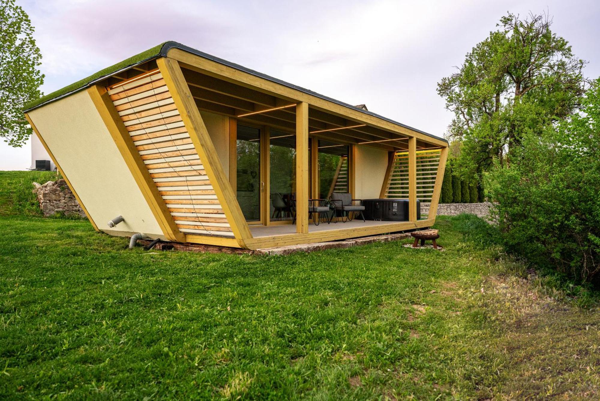 Holiday House Hona Lux Velike Lasce Extérieur photo