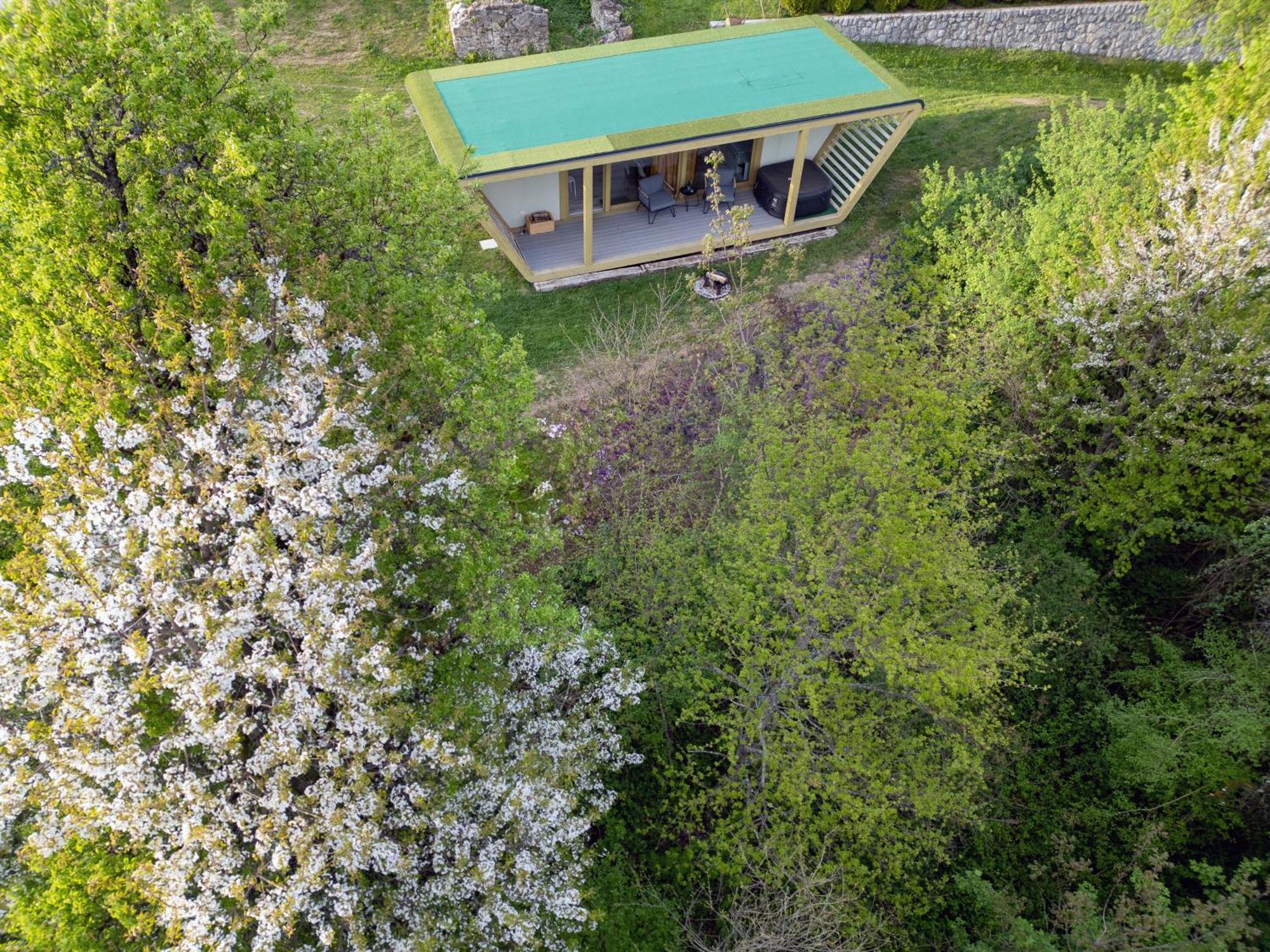 Holiday House Hona Lux Velike Lasce Extérieur photo